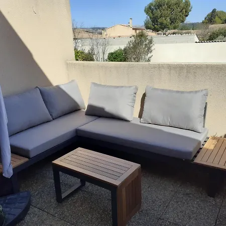 Sous Le Soleil Des Alpilles Apartment Mouries Exterior photo